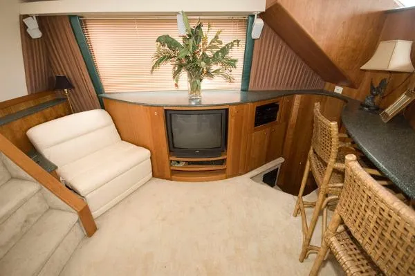 Slide: The Image of Silverton 453 Motor Yacht 1999 - 8