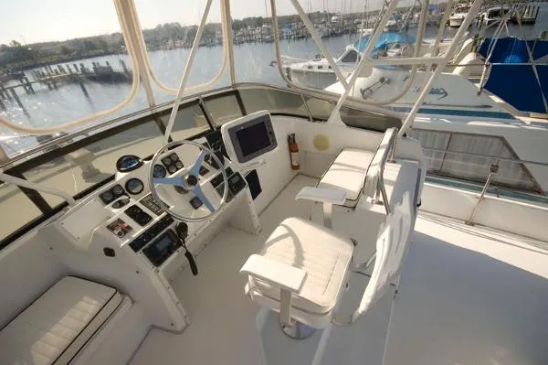 Slide: The Image of Tollycraft 39 Cockpit Motor Yacht MD 1990 - 7