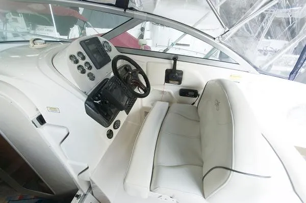 Slide: The Image of Monterey 245 Cruiser 2003 - 5