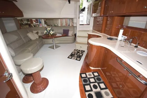 Slide: The Image of Sea Ray 510 Sundancer (MD) 2002 - 4