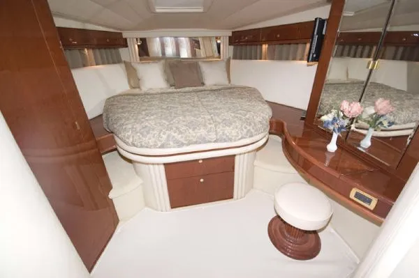 Slide: The Image of Sea Ray 510 Sundancer (MD) 2002 - 8