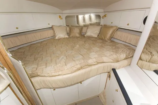 Slide: The Image of Sea Ray 340 Amberjack 2001 - 5