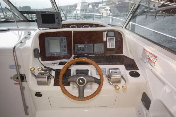 Slide: The Image of Sea Ray 340 Amberjack 2001 - 8