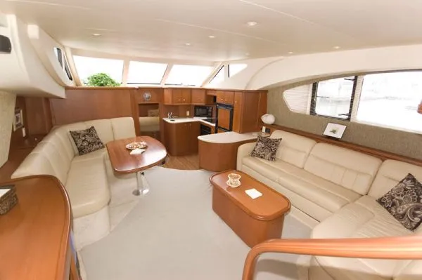 Slide: The Image of Silverton 39 Motor Yacht (MD) 2004 - 2