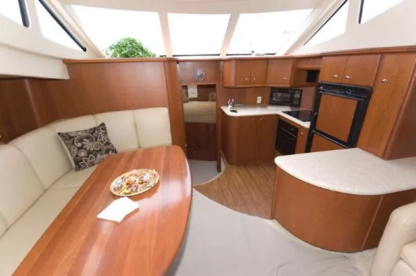 Slide: The Image of Silverton 39 Motor Yacht (MD) 2004 - 6
