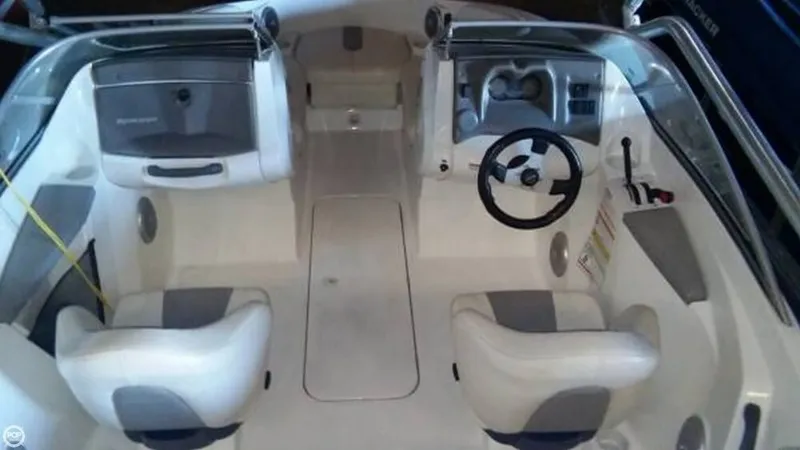 Slide: The Image of Sea-Doo Challenger 180 2009 - 6