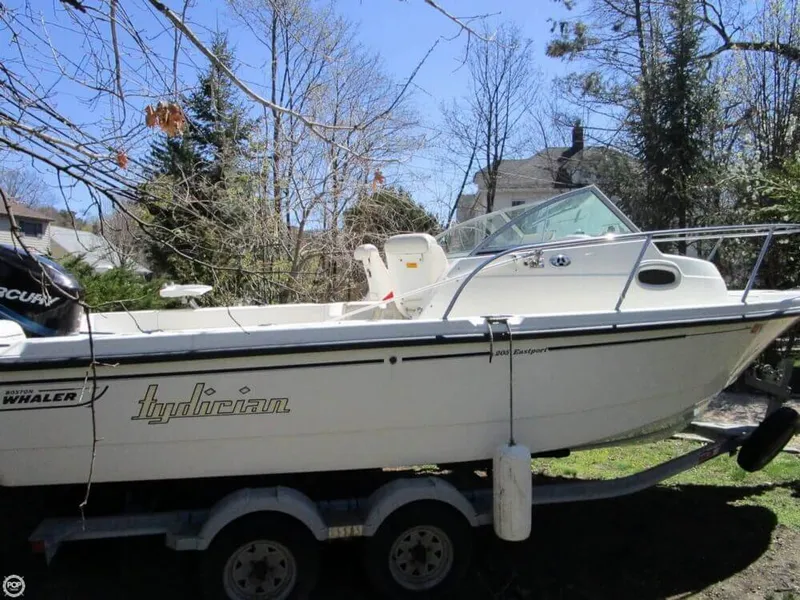 Slide: The Image of Boston Whaler 205 Eastport 2005 - 1