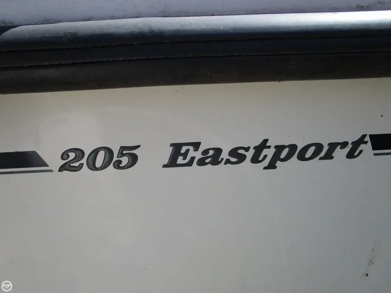 Slide: The Image of Boston Whaler 205 Eastport 2005 - 8