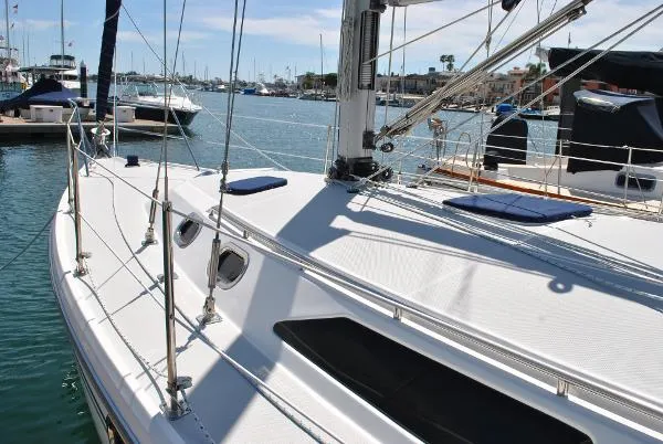 Slide: The Image of Catalina 36 MkII 2007 - 1