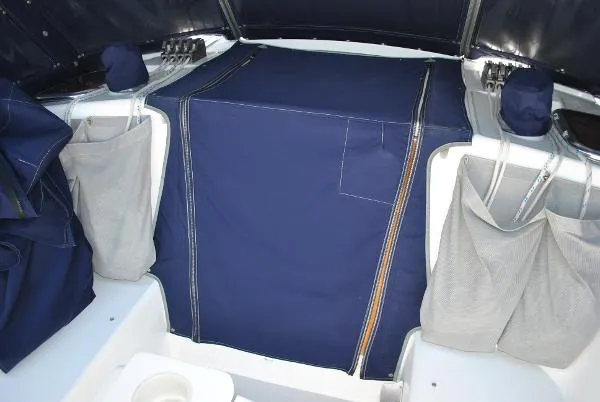 Slide: The Image of Catalina 36 MkII 2007 - 7