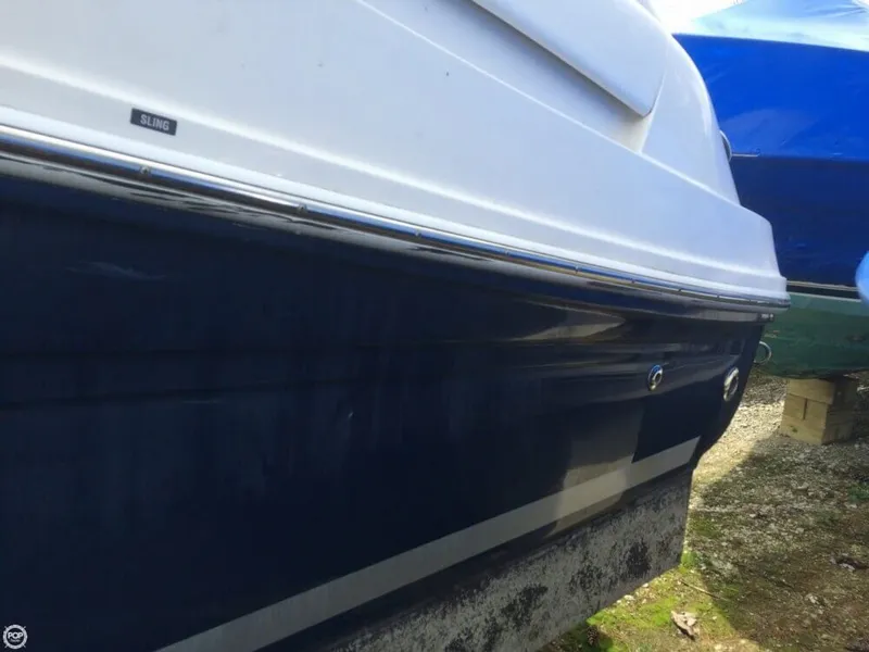 Slide: The Image of Sea Ray 240 Sundancer 2010 - 7