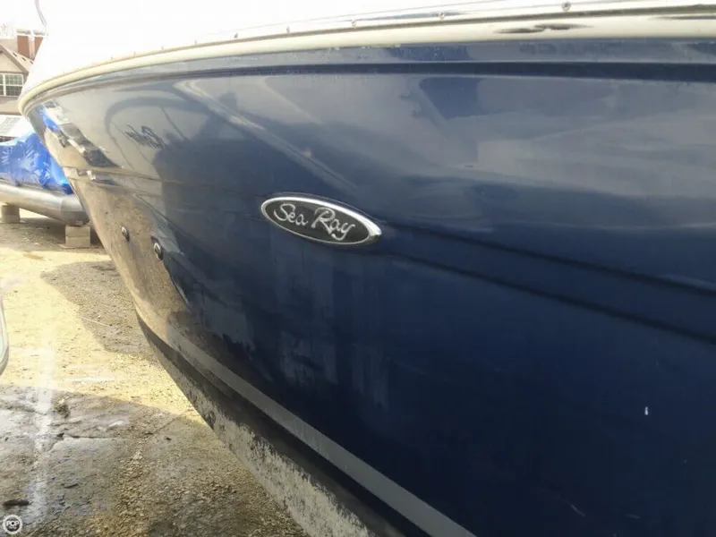 Slide: The Image of Sea Ray 240 Sundancer 2010 - 8