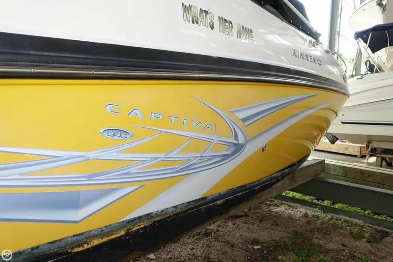 Slide: The Image of Rinker Captiva 246 2010 - 11