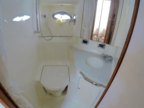 Slide: The Image of Sea Ray 460 Sundancer 2003 - 10