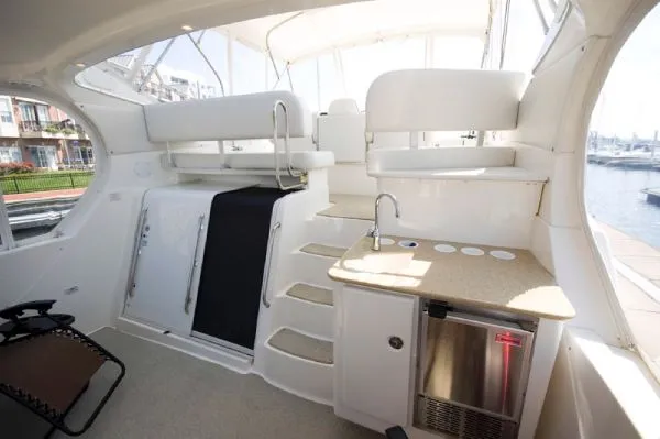 Slide: The Image of Silverton 39 Motor Yacht MD 2008 - 2