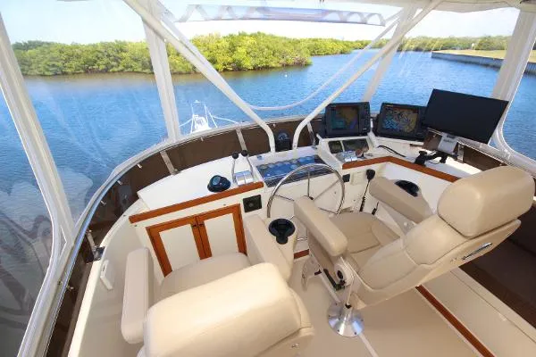 Slide: The Image of Offshore Yacht Fisherman 1998 - 10