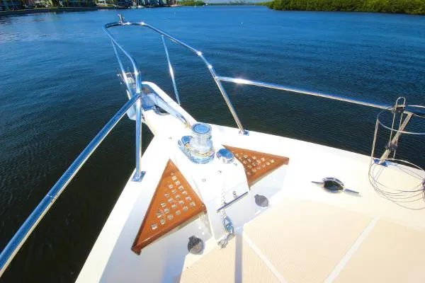 Slide: The Image of Offshore Yacht Fisherman 1998 - 5