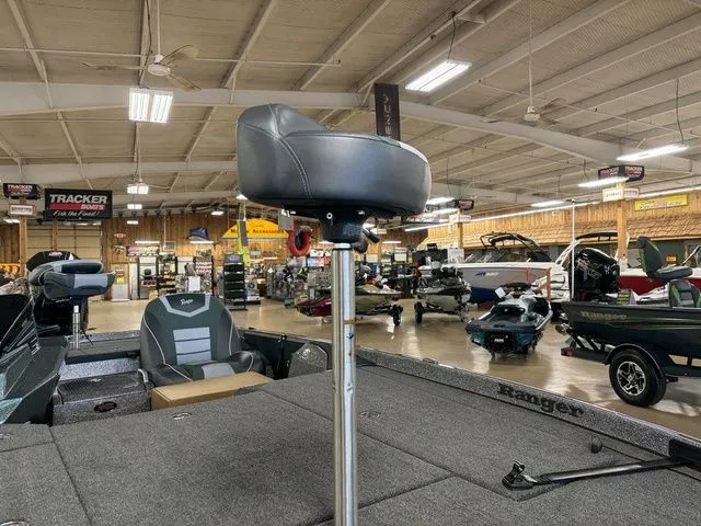 Slide: The Image of Ranger Z520 2026 - 18