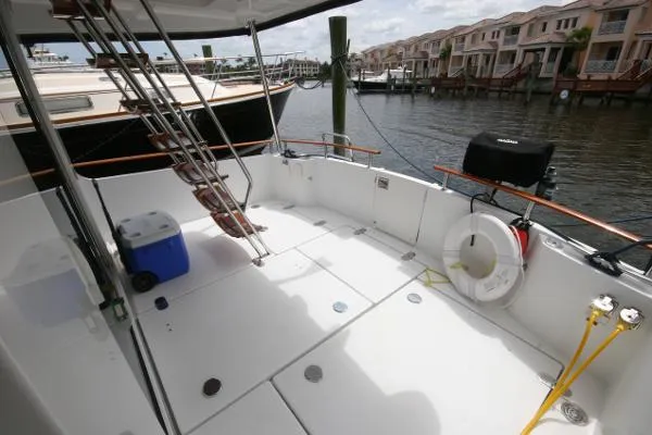 Slide: The Image of Beneteau 42 Swift Trawler 2006 - 3