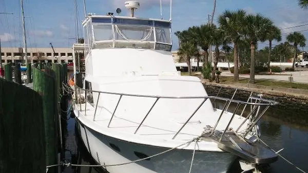 Slide: The Image of Hatteras Double Cabin Motor Yacht 1962 - 2