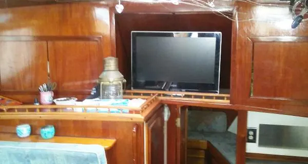 Slide: The Image of Hatteras Double Cabin Motor Yacht 1962 - 7