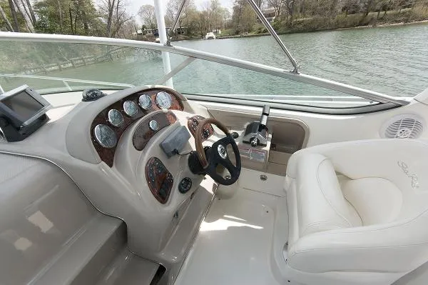 Slide: The Image of Sea Ray 280 Sundancer 2005 - 5