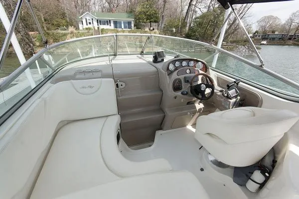 Slide: The Image of Sea Ray 280 Sundancer 2005 - 9