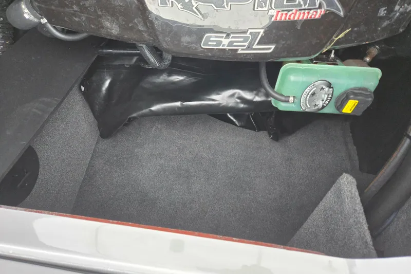 Slide: The Image of 2021 Moomba Max engine compartment with Raptor 6.2L engine detail. - 29