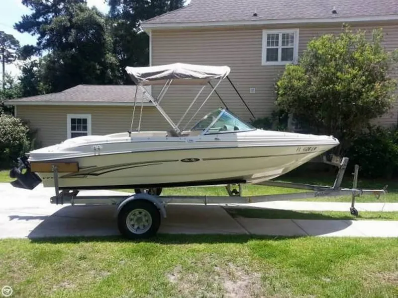 Slide: The Image of Sea Ray 17 2002 - 1
