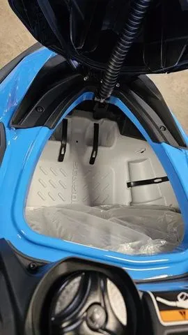 Slide: The Image of Sea-Doo RXP-X™ 325 Tech, BRP Premium A, iBR Gulfstream Blu 2026 - 10