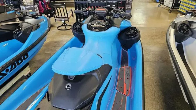 Slide: The Image of Sea-Doo RXP-X™ 325 Tech, BRP Premium A, iBR Gulfstream Blu 2026 - 6