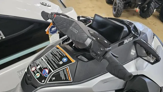 Slide: The Image of Sea-Doo GTR 230 2026 - 4