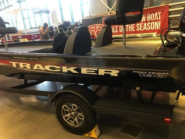 Slide: The Image of Tracker Pro Team 190 TX 2026 - 27