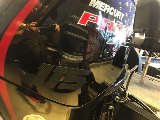 Slide: The Image of Tracker Pro Team 190 TX 2026 - 28