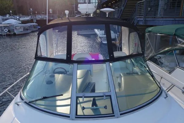 Slide: The Image of Sea Ray 340 Sundancer 2004 - 11