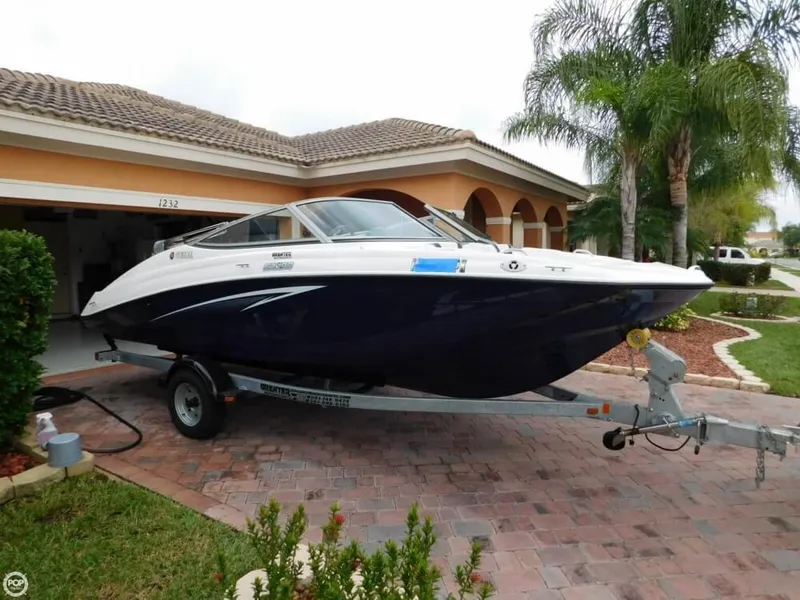Slide: The Image of Yamaha SX 190 2012 - 11