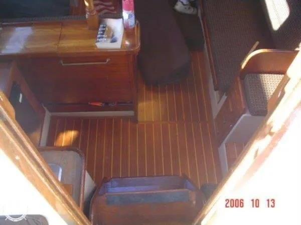 Slide: The Image of Newport 30 Mark II 1980 - 9