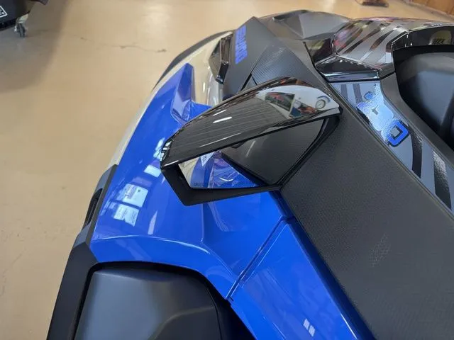 Slide: The Image of Sea-Doo Wake 2026 - 12