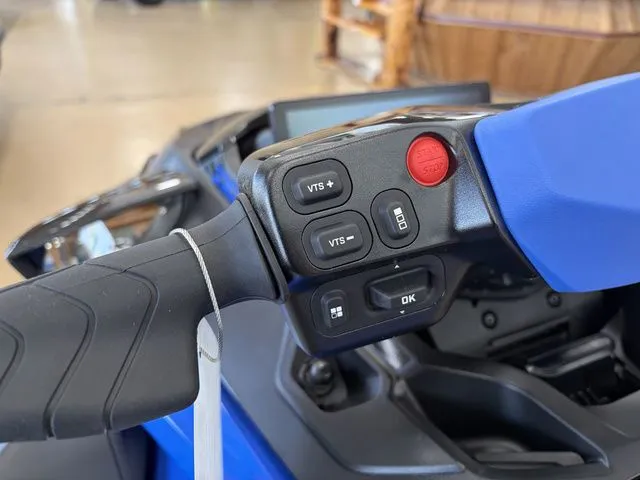 Slide: The Image of Sea-Doo Wake 2026 - 17