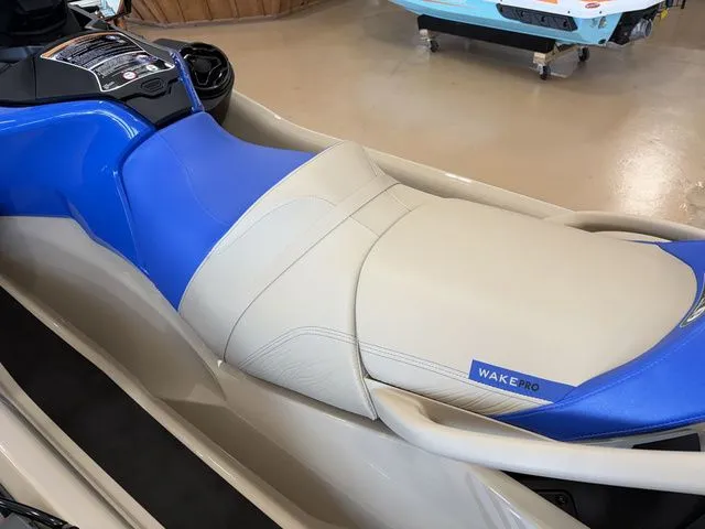 Slide: The Image of Sea-Doo Wake 2026 - 20