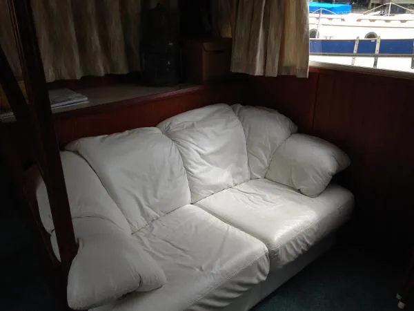 Slide: The Image of Chris-Craft Catalina 425 1985 - 6