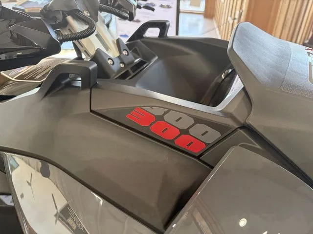 Slide: The Image of Sea-Doo GTR-X 300 2026 - 21