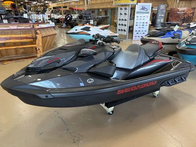 Slide: The Image of Sea-Doo GTR-X 300 2026 - 24