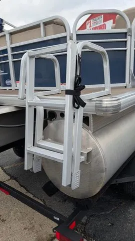 Slide: The Image of Sun Tracker 20 Party Barge 2021 - 14