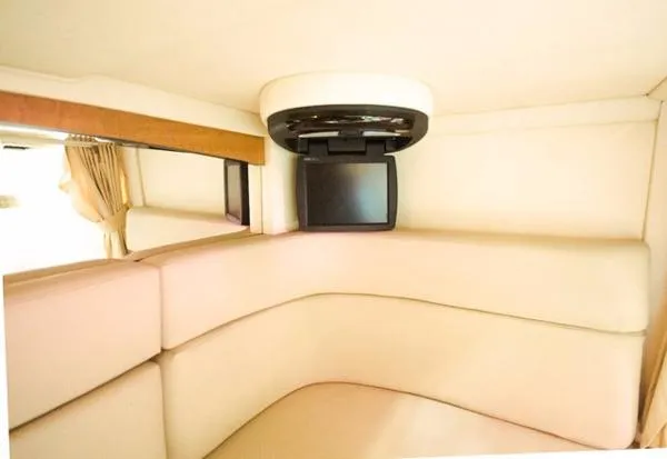Slide: The Image of Sea Ray 320 Sundancer 2006 - 9
