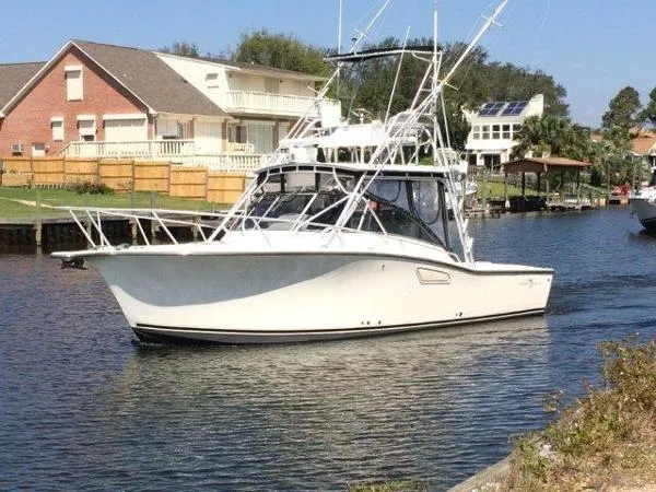 Slide: The Image of Albemarle 305 Express Fisherman 2001 - 0