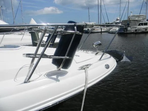 Slide: The Image of Sea Ray 340 Sundancer 2005 - 11