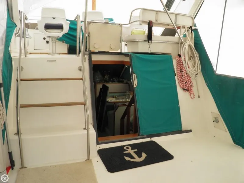 Slide: The Image of Sea Ray 380 AFT CABIN 1989 - 2