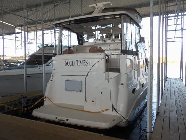 Slide: The Image of Silverton 352 Motor Yacht 1998 - 6