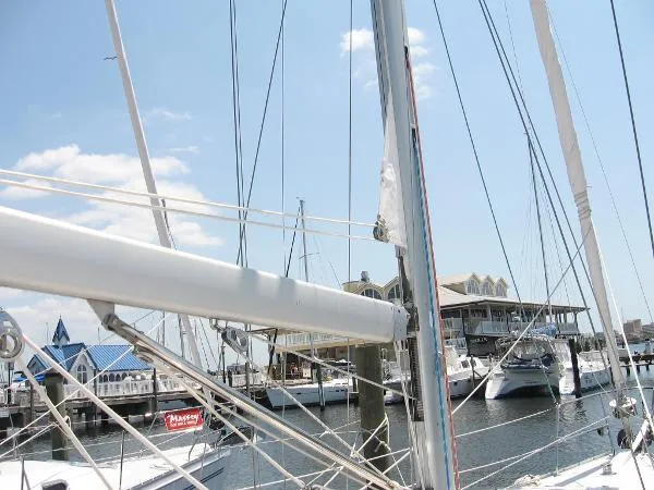 Slide: The Image of Catalina 400 MkII 2005 - 9
